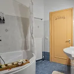 House Of Velenia - 2 Bedroom Near Old Town, Airport And Bus Station Lägenhet
