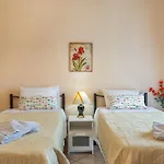 House Of Velenia - 2 Bedroom Near Old Town, Airport And Bus Station Lägenhet *