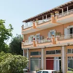 House Of Velenia - 2 Bedroom Near Old Town, Airport And Bus Station Lägenhet