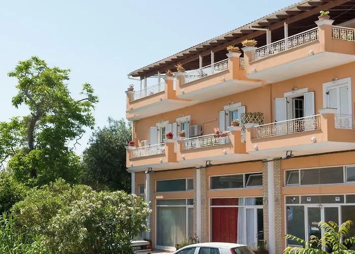 House Of Velenia - 2 Bedroom Near Old Town, Airport And Bus Station Appartement