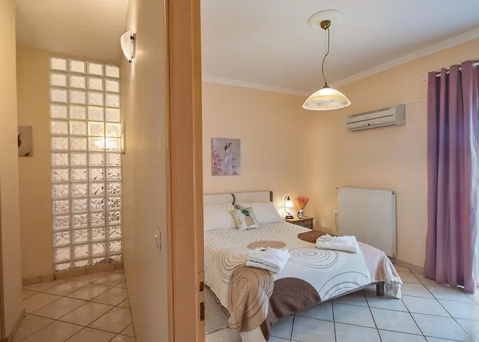 Apartament House Of Velenia - 2 Bedroom Near Old Town, Airport And Bus Station *